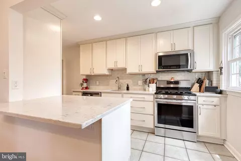 203 Stanmore Rd, Baltimore, MD 21212 photo 15