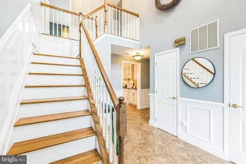 Entry Way - 3 Spinnaker Reef, Middle River, MD 21220 photo 1 of 9