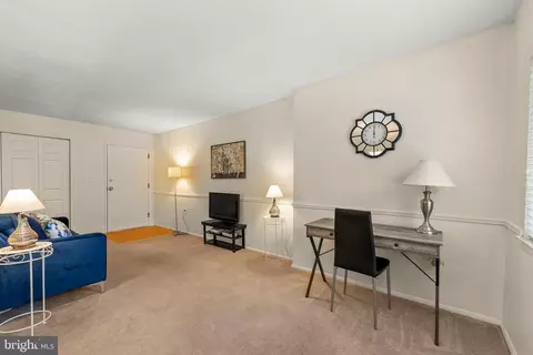 9 Windblown Ct #301, Baltimore, MD 21209 photo 5