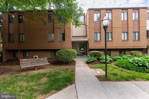 9 Windblown Ct #301, Baltimore, MD 21209 photo 23