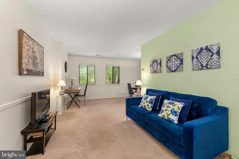 9 Windblown Ct #301, Baltimore, MD 21209
