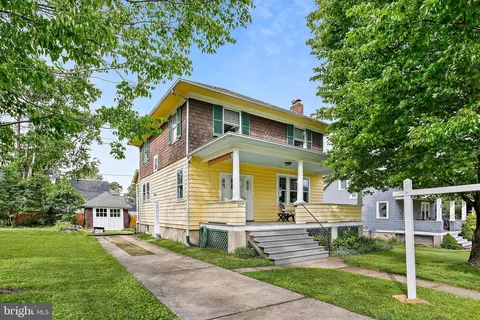 617 Plymouth Rd, Baltimore, MD 21229