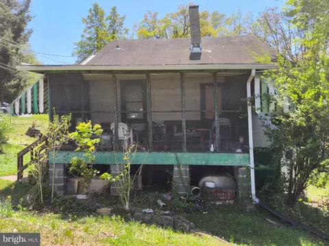 4522 Spring Ave, Halethorpe, MD 21227