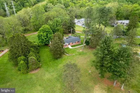 12 Wagon Wheel Ct, Glen Arm, MD 21057