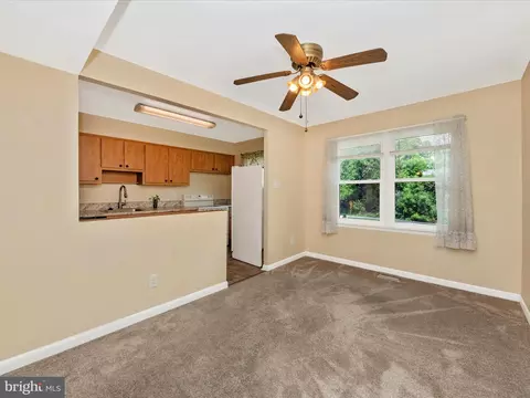 8 Congaree Ct, Nottingham, MD 21236 photo 14