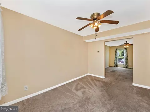 8 Congaree Ct, Nottingham, MD 21236 photo 11