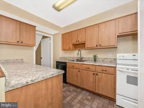 8 Congaree Ct, Nottingham, MD 21236 photo 15