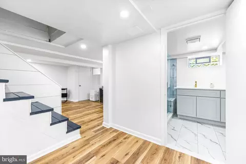 Entry Way - 822 E Joppa Rd, Towson, MD 21286 photo 6 of 6