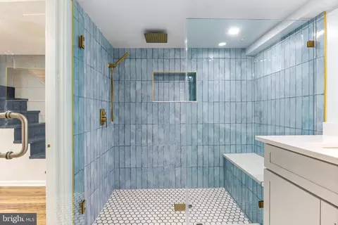 Bath - 822 E Joppa Rd, Towson, MD 21286 photo 3 of 3