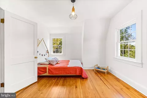 Bedroom - 822 E Joppa Rd, Towson, MD 21286 photo 3 of 6