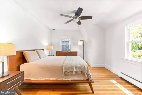 Bedroom - 822 E Joppa Rd, Towson, MD 21286 photo 1 of 6
