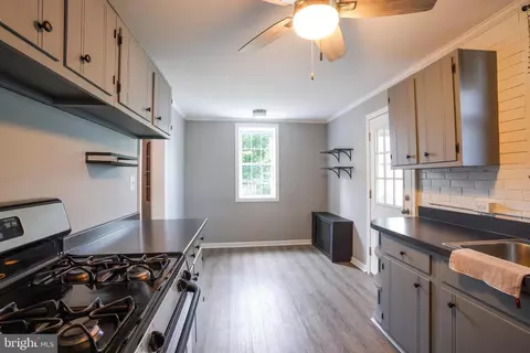 1336 Birch Ave, Halethorpe, MD 21227 photo 9