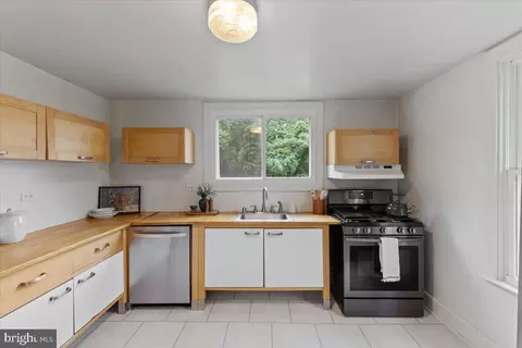 Kitchen - 5321 Hutton Ave, Baltimore, MD 21207 photo 3 of 3
