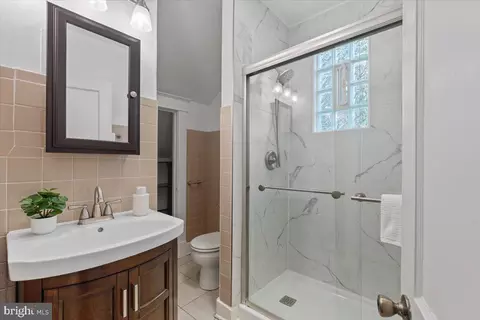 Bath - 5321 Hutton Ave, Baltimore, MD 21207 photo 1 of 2