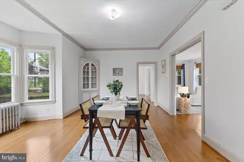 Dining - 5321 Hutton Ave, Baltimore, MD 21207 photo 3 of 3