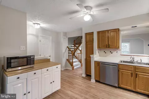 2 Cedarcone Ct, Nottingham, MD 21236 photo 9