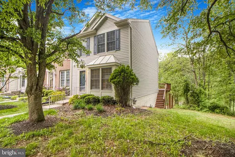 2 Cedarcone Ct, Nottingham, MD 21236 photo 5