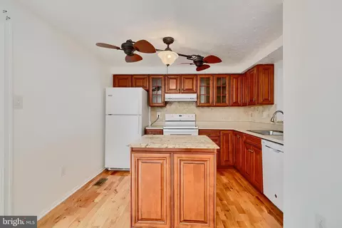 Kitchen - 13 Dallington Ct, Perry Hall, MD 21128 photo 2 of 5