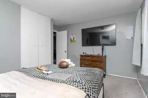 Bedroom - 5513 Daybreak Ter, Baltimore, MD 21206 photo 7 of 10