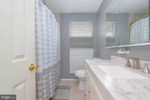 Bath - 5513 Daybreak Ter, Baltimore, MD 21206 photo 1 of 2