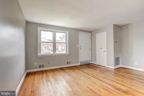1334 Dalton Rd, Parkville, MD 21234 photo 3