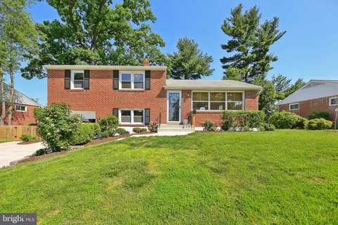 614 Southmont Rd, Catonsville, MD 21228