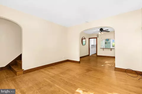 Living - 1209 Maiden Choice Ln, Baltimore, MD 21229 photo 2 of 6