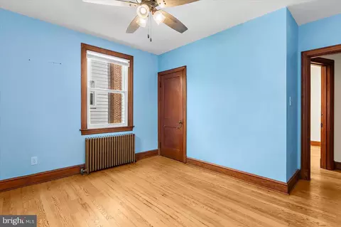 Bedroom - 1209 Maiden Choice Ln, Baltimore, MD 21229 photo 4 of 9
