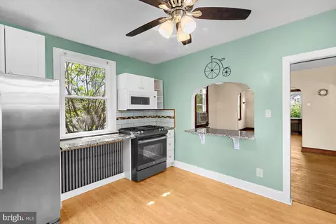 Kitchen - 1209 Maiden Choice Ln, Baltimore, MD 21229 photo 1 of 5