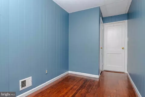 Entry Way - 7813 E Baltimore St, Baltimore, MD 21224 photo 4 of 4