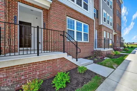 9447 James Macgowan Ln #433, Owings Mills, MD 21117