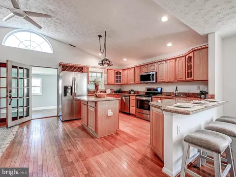Kitchen - 7306 Waldman Ave, Sparrows Point, MD 21219 photo 1 of 6