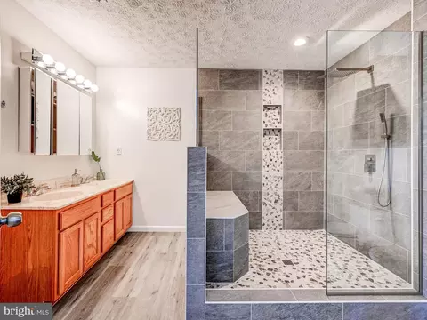 Bath - 7306 Waldman Ave, Sparrows Point, MD 21219 photo 1 of 4
