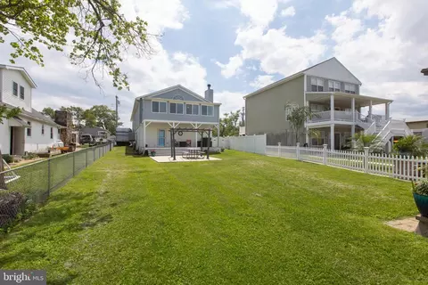 Exterior - 7306 Waldman Ave, Sparrows Point, MD 21219 photo 10 of 14