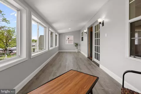 Entry Way - 7306 Waldman Ave, Sparrows Point, MD 21219 photo 3 of 4