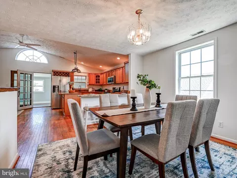 Dining - 7306 Waldman Ave, Sparrows Point, MD 21219 photo 2 of 3