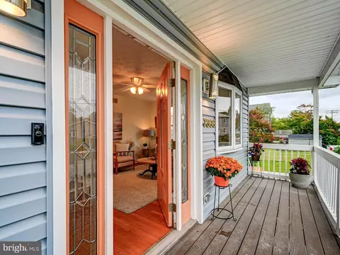 Exterior - 7306 Waldman Ave, Sparrows Point, MD 21219 photo 3 of 14
