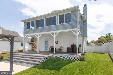 Exterior - 7306 Waldman Ave, Sparrows Point, MD 21219 photo 5 of 14
