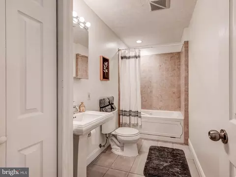 Bath - 7306 Waldman Ave, Sparrows Point, MD 21219 photo 3 of 4