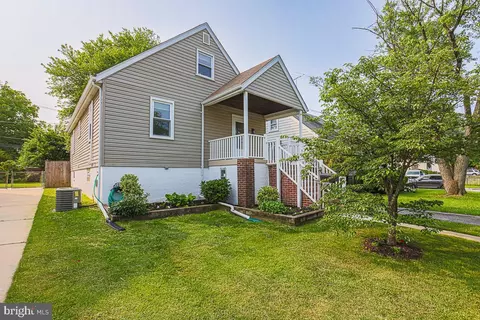 7403 Park Dr, Parkville, MD 21234