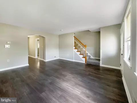 Living - 406 Overview Ave, Baltimore, MD 21224 photo 1 of 5