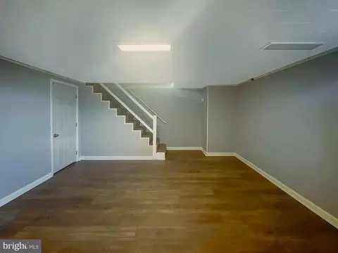 Living - 406 Overview Ave, Baltimore, MD 21224 photo 5 of 5
