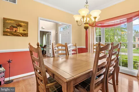 Dining - 11713 Jerome Ave, White Marsh, MD 21162 photo 3 of 3