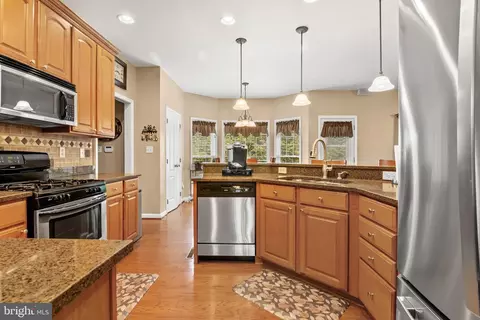 Kitchen - 11713 Jerome Ave, White Marsh, MD 21162 photo 2 of 5