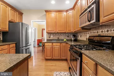 Kitchen - 11713 Jerome Ave, White Marsh, MD 21162 photo 3 of 5