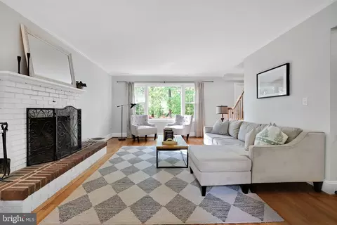 Living - 5501 Williams Rd, Hydes, MD 21082 photo 2 of 3