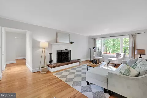 Living - 5501 Williams Rd, Hydes, MD 21082 photo 1 of 3