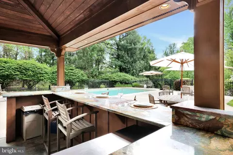 Exterior - 5501 Williams Rd, Hydes, MD 21082 photo 7 of 19