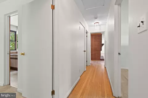Entry Way - 4202 Green Glade Rd, Phoenix, MD 21131 photo 5 of 6