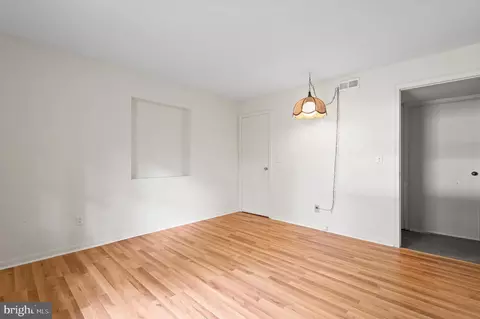Living - 4202 Green Glade Rd, Phoenix, MD 21131 photo 7 of 10